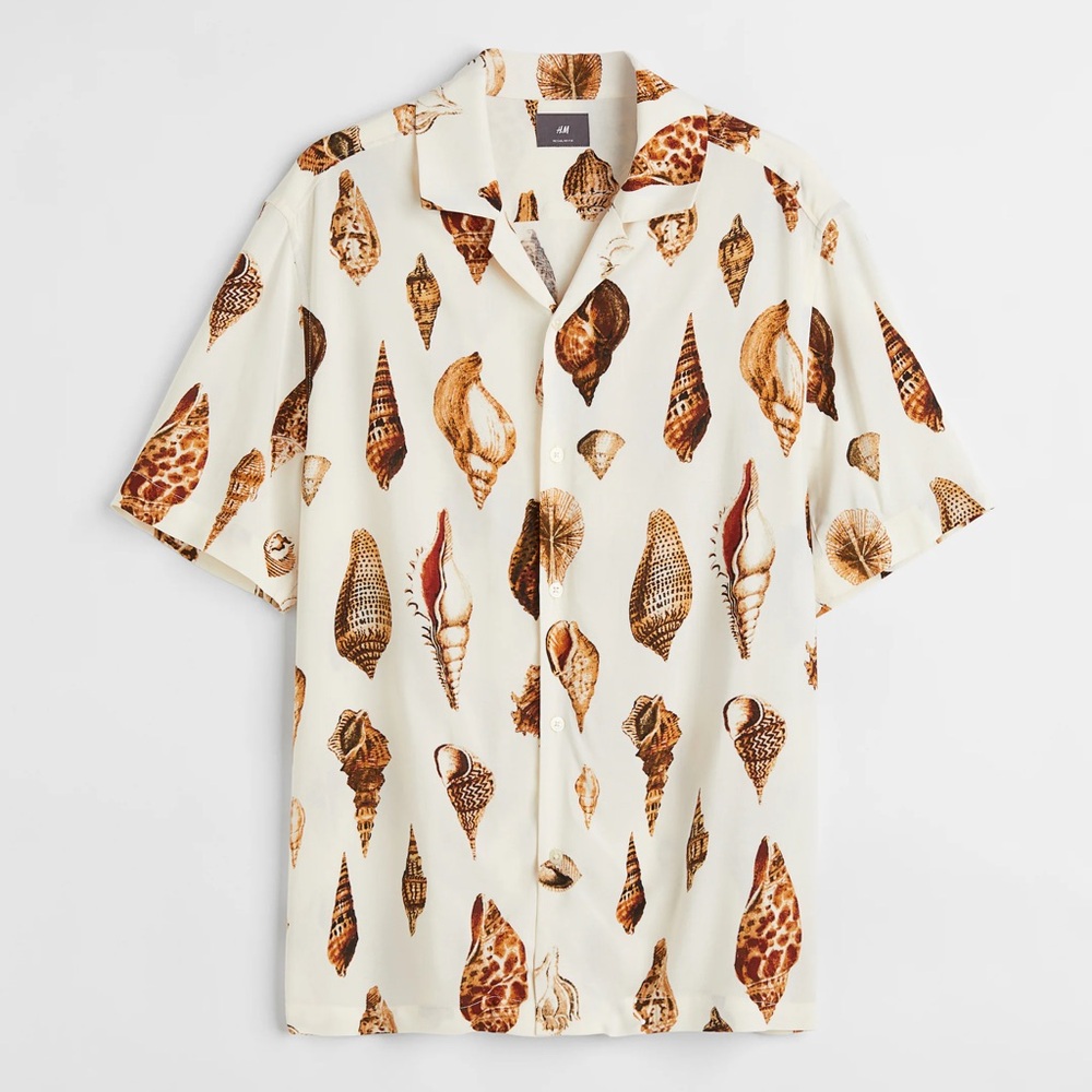 H&M Men's Shirt with Seashell Pattern in Cream